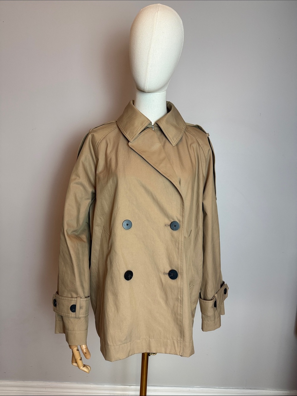 ✨ Massimo Dutti Cropped Double-Breasted Trench Jacket ✨